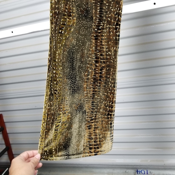 Vintage 2 piece Velvet Straight leg pants and mock neck top - Picture 4 of 5